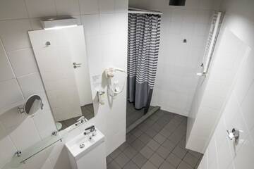 Фото номера Стандартный двухместный номер с 1 кроватью Отель Corner Hotel г. Краков 13