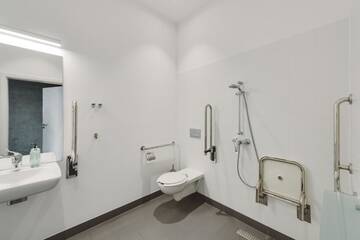 Фото номера Двухместный номер с 1 кроватью или 2 отдельными кроватями - Подходит для гостей с ограниченными физическими возможностями Апарт-отели Hotel 17 rooms г. Краков 22