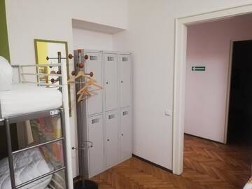 Фото номера Семейный номер Хостелы Lorf Hostel&amp;Apartments г. Краков 6