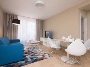 Фото номера Апартаменты 015 с 1 спальней Апарт-отели Apartamenty Hello Halicka 5 г. Краков 2