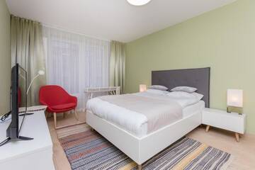 Фото номера Апартаменты-студио 008 Апарт-отели Apartamenty Hello Halicka 5 г. Краков 2