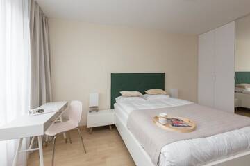 Фото номера Апартаменты-студио 004 Апарт-отели Apartamenty Hello Halicka 5 г. Краков 7