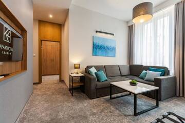 Фото номера Апартаменты бизнес-класса с 1 спальней Апарт-отели K4 APARTHOTEL KRAKÓW г. Краков 11