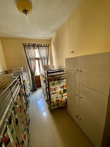 Фото номера Кровать в общем 6-местном номере Хостелы Ametyst Apartments &amp; Hostel г. Краков 6