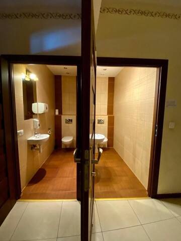 Фото номера Кровать в общем 6-местном номере Хостелы Ametyst Apartments &amp; Hostel г. Краков 3