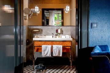 Фото номера Двухместный номер Делюкс с 1 кроватью Отель Balthazar Design Hotel г. Краков 10
