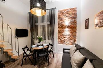 Фото номера Двухуровневые апартаменты Апарт-отели DIETLA 99 APARTMENTS &amp; DAY SPA г. Краков 7