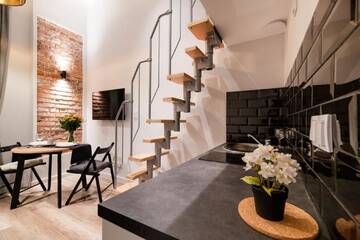 Фото номера Двухуровневые апартаменты Апарт-отели DIETLA 99 APARTMENTS &amp; DAY SPA г. Краков 5