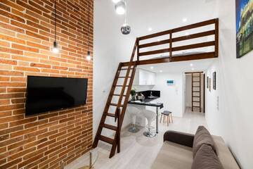 Фото номера Двухуровневые апартаменты Апарт-отели DIETLA 99 APARTMENTS &amp; DAY SPA г. Краков 3