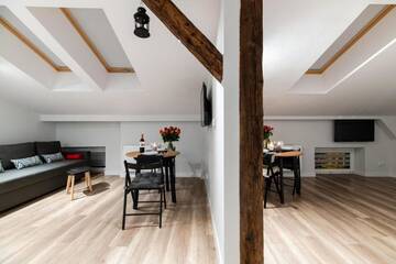 Фото номера Улучшенные апартаменты Апарт-отели DIETLA 99 APARTMENTS &amp; DAY SPA г. Краков 3