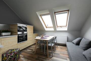 Фото номера Улучшенные апартаменты Апарт-отели Aparthotel Novum г. Краков 2