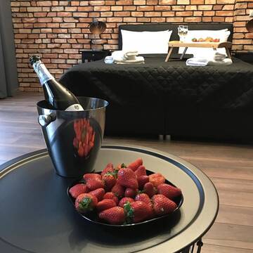 Фото номера Апартаменты Делюкс с гидромассажной ванной Апартаменты Leo Apartments Old Town г. Краков 9