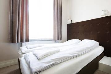 Фото номера Апартаменты с 2 спальнями - Zegadlowicza 4 Street Апартаменты MB Cracow Apartments г. Краков 6