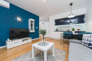 Фото номера Apartment with 1 Bedroom, Balcony and air conditioning - Rakowicka 14a Street Апартаменты MB Cracow Apartments г. Краков 6