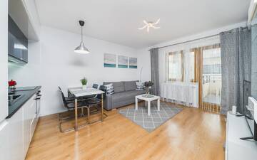 Фото номера Apartment with 1 Bedroom, Balcony and air conditioning - Rakowicka 14a Street Апартаменты MB Cracow Apartments г. Краков 8