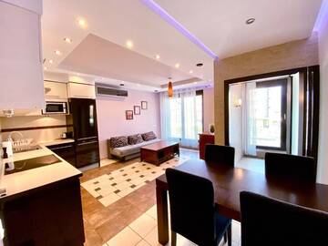 Фото номера Apartment with 3 Bedrooms, balcony and air conditioning - Szlak 50 Street Апартаменты MB Cracow Apartments г. Краков 14