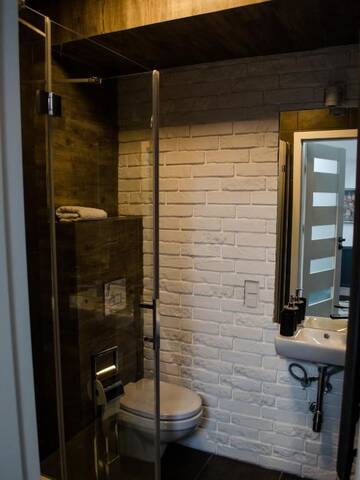 Фото номера Улучшенный двухместный номер с 1 кроватью Апарт-отели MODERN STUDIOS in OLD CITY KRAKÓW г. Краков 19