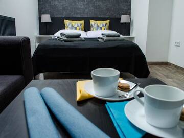 Фото номера Улучшенный двухместный номер с 1 кроватью Апарт-отели MODERN STUDIOS in OLD CITY KRAKÓW г. Краков 21