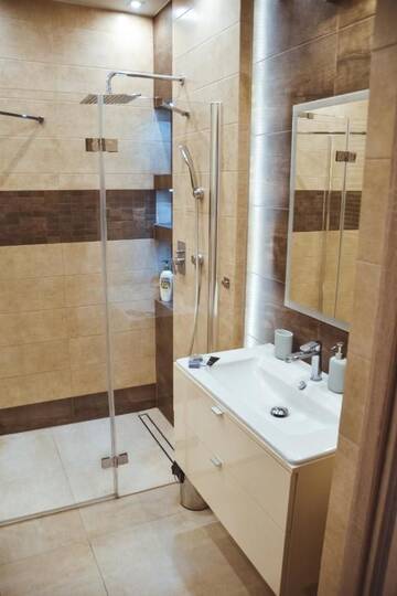 Фото номера Апартаменты с 2 спальнями Апартаменты Stawowa Premium Apartment - 69 m2 with a private garage г. Краков 45