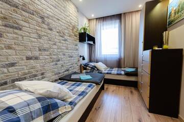 Фото номера Апартаменты с 2 спальнями Апартаменты Stawowa Premium Apartment - 69 m2 with a private garage г. Краков 93