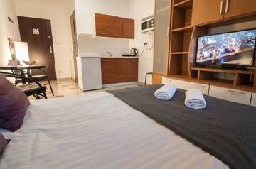 Фото номера Апартаменты-студио - Św. Filipa 9c/9 Апартаменты Bubble Apartments г. Краков 22