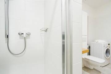 Фото номера Апартаменты с 2 спальнями Апарт-отели Cracow Riverside г. Краков 44