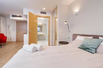Фото номера Апартаменты в пентхаусе Апарт-отели Cracow Riverside г. Краков 7