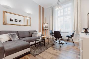 Фото номера Апартаменты Делюкс Апартаменты In Vogue Apartments г. Краков 17