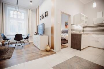 Фото номера Апартаменты Делюкс Апартаменты In Vogue Apartments г. Краков 34