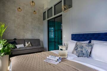 Фото номера Amazing Three-Bedroom Apartment with Two Bathrooms (Sarego 28 Street) Апартаменты Fragola Between Old Town and Jewish Quarter г. Краков 6