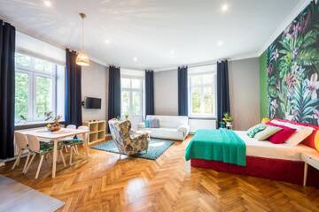 Фото номера Two-Bedroom Apartment with Balcony (Sarego 28 Street) Апартаменты Fragola Between Old Town and Jewish Quarter г. Краков 4