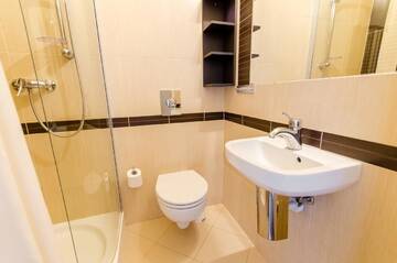 Фото номера Апартаменты с балконом Апартаменты Fantasia Apartments г. Краков 11