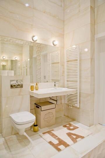 Фото номера Апартаменты с 3 спальнями Апартаменты Elegant City Center Zyblikiewicza 14 г. Краков 38