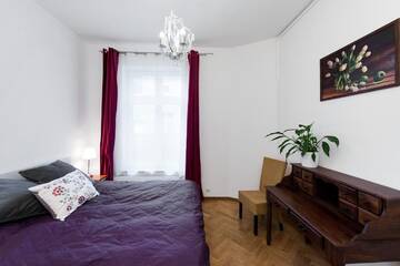 Фото номера Апартаменты с 2 спальнями с диваном-кроватью Апартаменты Apartamenty Gołębia 3 г. Краков 9