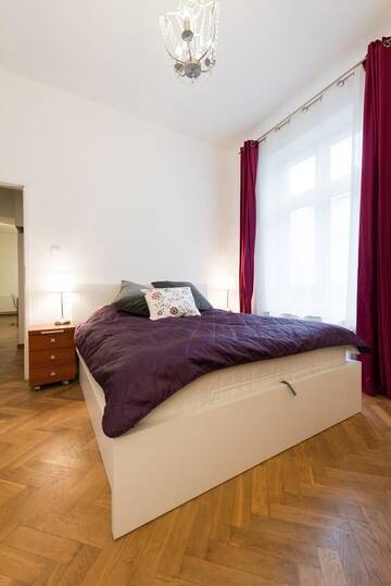 Фото номера Апартаменты с 2 спальнями с диваном-кроватью Апартаменты Apartamenty Gołębia 3 г. Краков 7