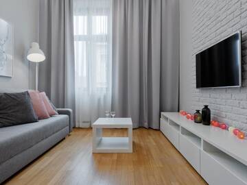 Фото номера Апартаменты с лифтом - Krupnicza Street, 7 Апартаменты Loretańska Apartments 6 г. Краков 4