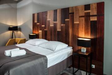Фото номера Номер с кроватью размера «king-size» Отель Dada Boutique Home Hotel г. Краков 17