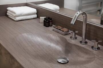 Фото номера Номер с кроватью размера «king-size» Отель Dada Boutique Home Hotel г. Краков 15