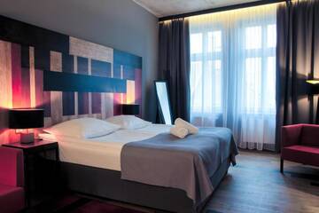 Фото номера Номер с кроватью размера «king-size» Отель Dada Boutique Home Hotel г. Краков 16