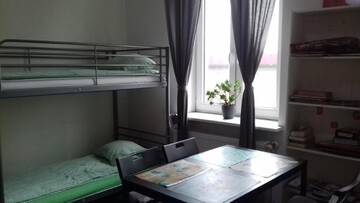 Фото номера Общий шестиместный номер для мужчин и женщин Хостелы Art Hostel г. Краков 3