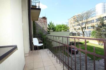 Фото номера Апартаменты с 3 спальнями Апартаменты Krakow Townhouse г. Краков 9