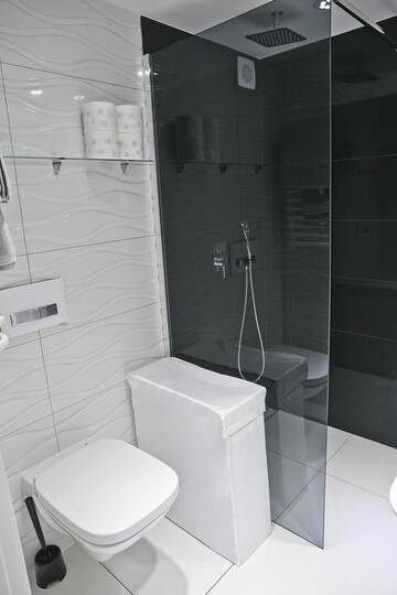 Фото номера Апартаменты с балконом Апартаменты Elegant Studio Bonerowska г. Краков 8