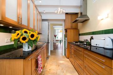 Фото номера Two-Bedroom Apartment with Two Bathrooms -Tarłowska 6 Street Апартаменты Style4rent Sunny Old Town Apartments г. Краков 3