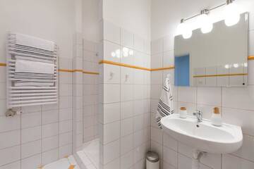 Фото номера Two-Bedroom Apartment with Bathroom -Tarłowska 6 Street Апартаменты Style4rent Sunny Old Town Apartments г. Краков 7
