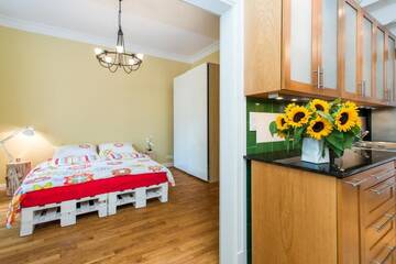 Фото номера Two-Bedroom Apartment with Two Bathrooms -Tarłowska 6 Street Апартаменты Style4rent Sunny Old Town Apartments г. Краков 44