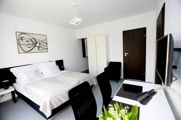 Фото номера Апартаменты-студио Апартаменты Pure Apartments Kraków г. Краков 32