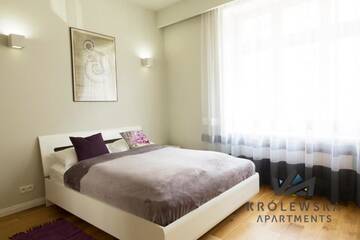 Фото номера Апартаменты Делюкс Апартаменты Królewska Apartments г. Краков 48