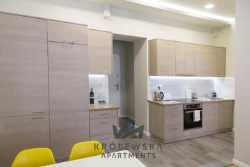 Фото номера Апартаменты Делюкс Апартаменты Królewska Apartments г. Краков 11