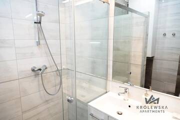 Фото номера Апартаменты Делюкс Апартаменты Królewska Apartments г. Краков 42