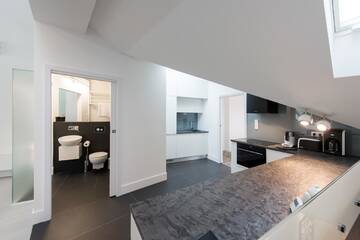 Фото номера Апартаменты с 3 спальнями Апартаменты Krzyża Residence г. Краков 6
